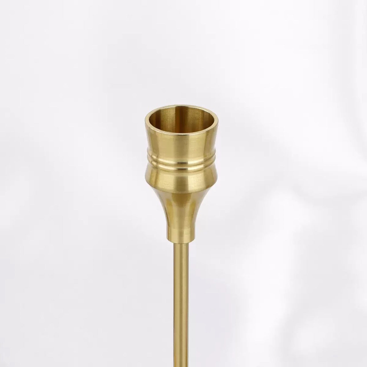 Simple candlelight dinner candle holder decoration